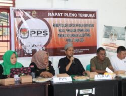 Ketua Bawaslu Palopo Monitoring Rapat Pleno Terbuka DPSHP Akhir di 2 Kecamatan