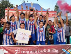Final Mini Soccer Semarak Kemerdekaan RI ke 78 di Sendana, Kombat Fc Berhasil Raih Juara 1