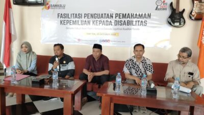 Bawaslu Lutra Gelar Fasilitasi Penguatan Pemahaman Kepemiluan Untuk Penyandang Disabilitas