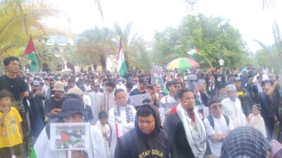 Aksi Akbar Bela Palestina, Ratusan Warga di Palopo Padati Pelataran Masjid Agung