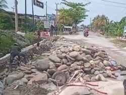 Proyek 14 M Rekonstruksi Ruas Jalan Kaluku-Subur Milik PUPR Lutra Diduga Dikerja Asal Jadi