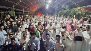 Ribuan Warga Hadiri Dzikir dan Doa Bersama Paslon Pata-Dhevy di Kediaman H. Patahudding