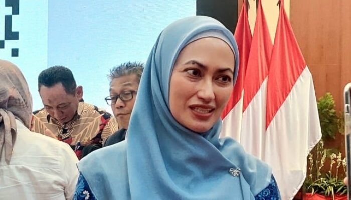 Mikrofon Bupati Luwu Utara Dimatikan Saat Keluhkan Anggaran Jalan Seko