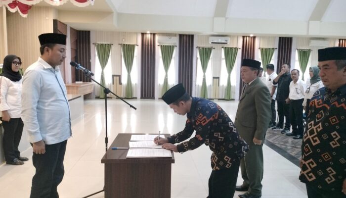Bupati Luwu Utara Lantik Direktur dan Dewan Pengawas Baru Perumda Simpurusiang