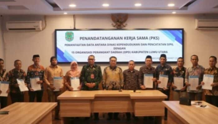 Disaksikan Wabup Jumail, Disdukcapil Luwu Utara Teken PKS Pemanfaatan Data dengan 15 Perangkat Daerah