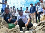 Bupati Luwu Utara Letakkan Batu Pertama Pembangunan Masjid Baitul Ma’ruf di Baebunta