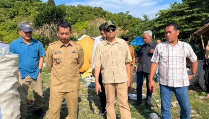 DLH dan DPRD Palopo Tinjau TPA di Telluwanua